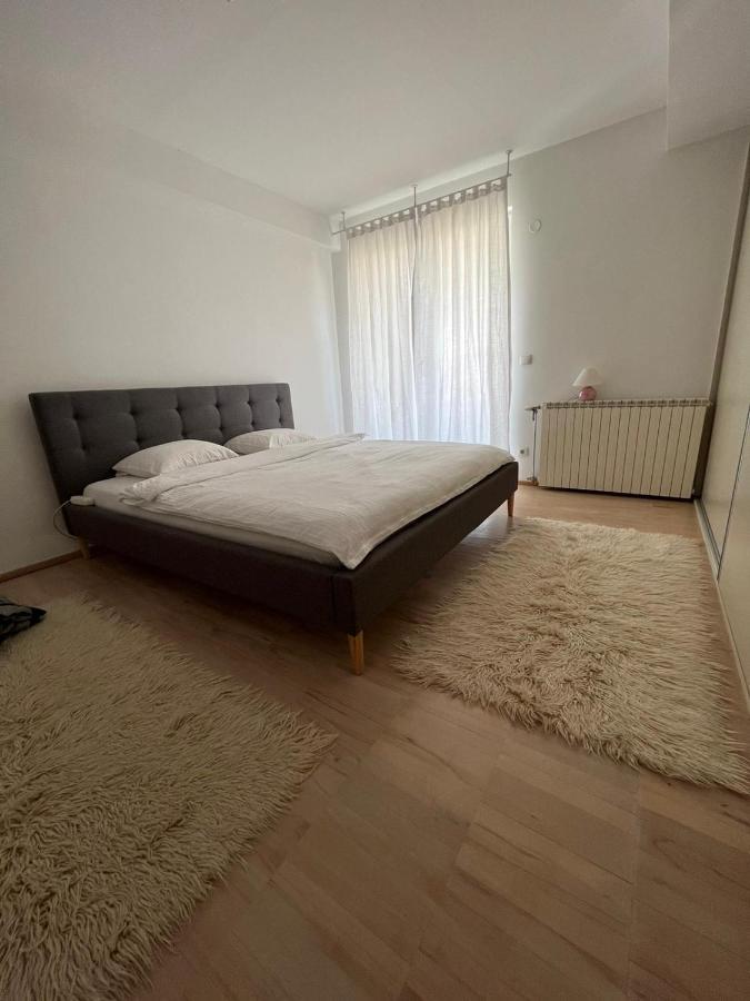 Modern Apartment In Skopje Exterior photo